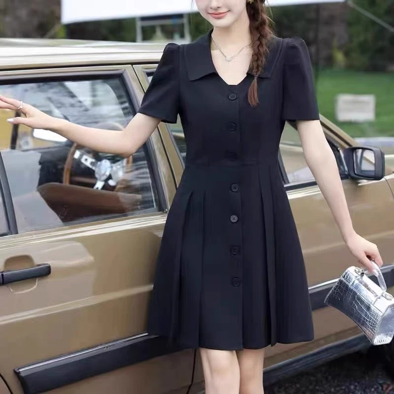 夏季高端气质连衣裙女装2025年新款轻奢减龄网红爆款夏天超火裙子