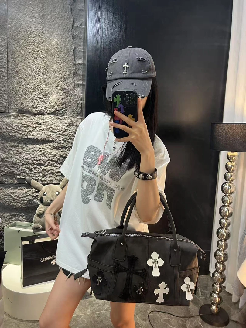 【杨娇娇COCO】夏季新款字母刺绣烫钻短袖T恤