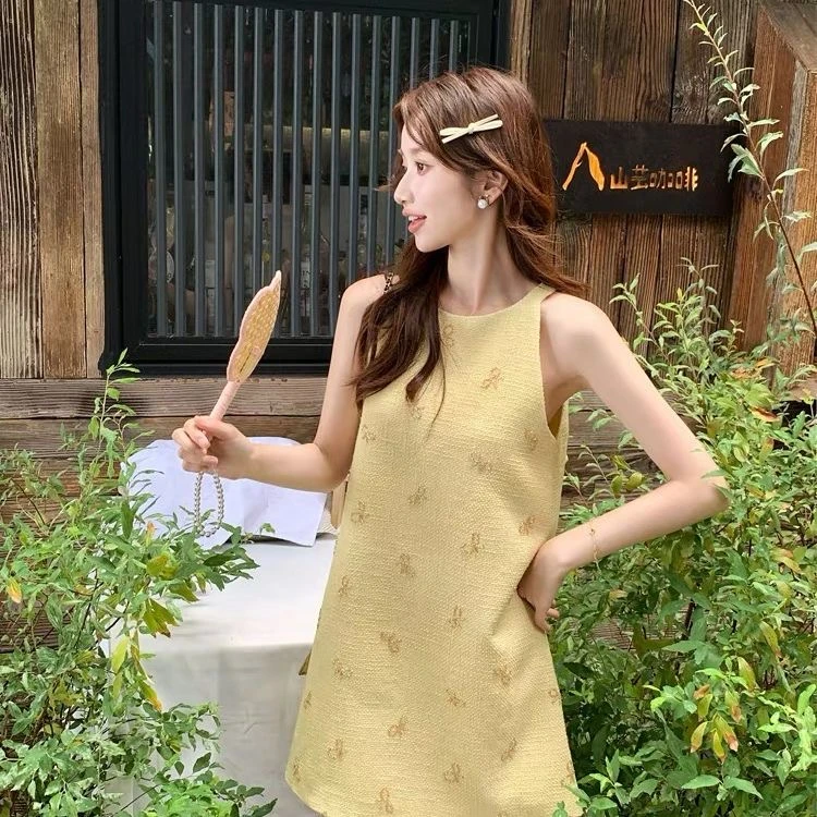 法式小香风黄色连衣裙女2025夏季新款名媛千金感蝴蝶结吊带背心裙