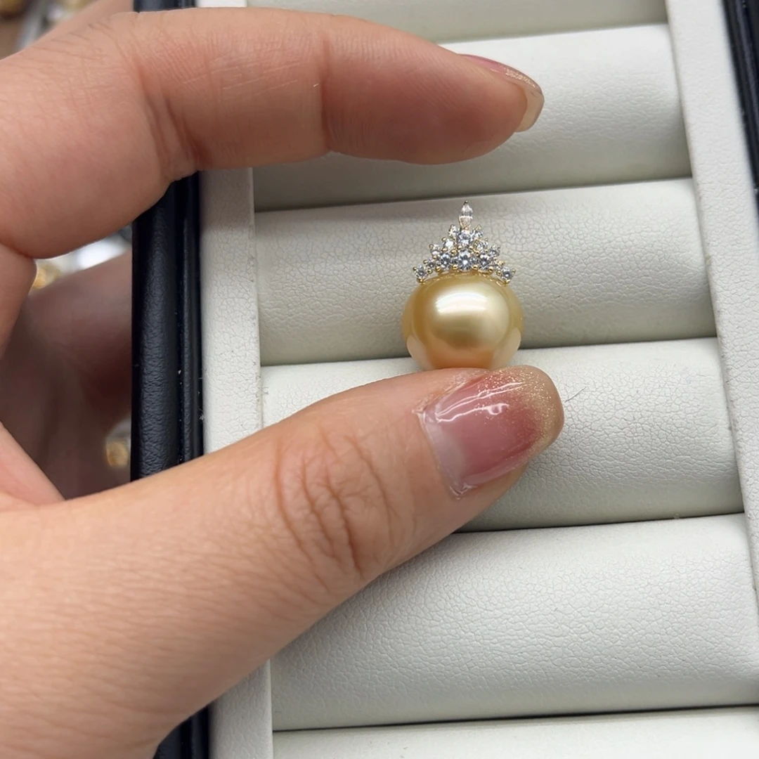 海水珍珠吊坠(不含链)18K金镶嵌