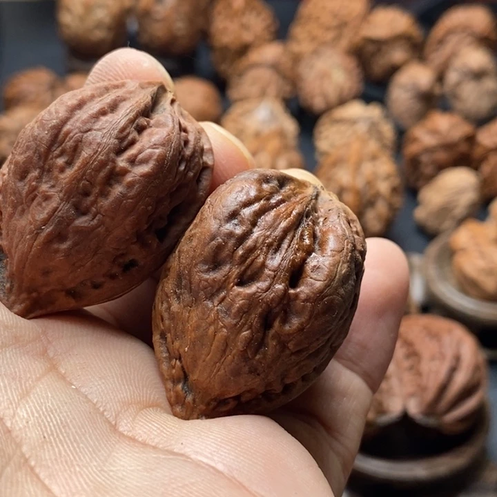 文玩核桃吊坠小涵52