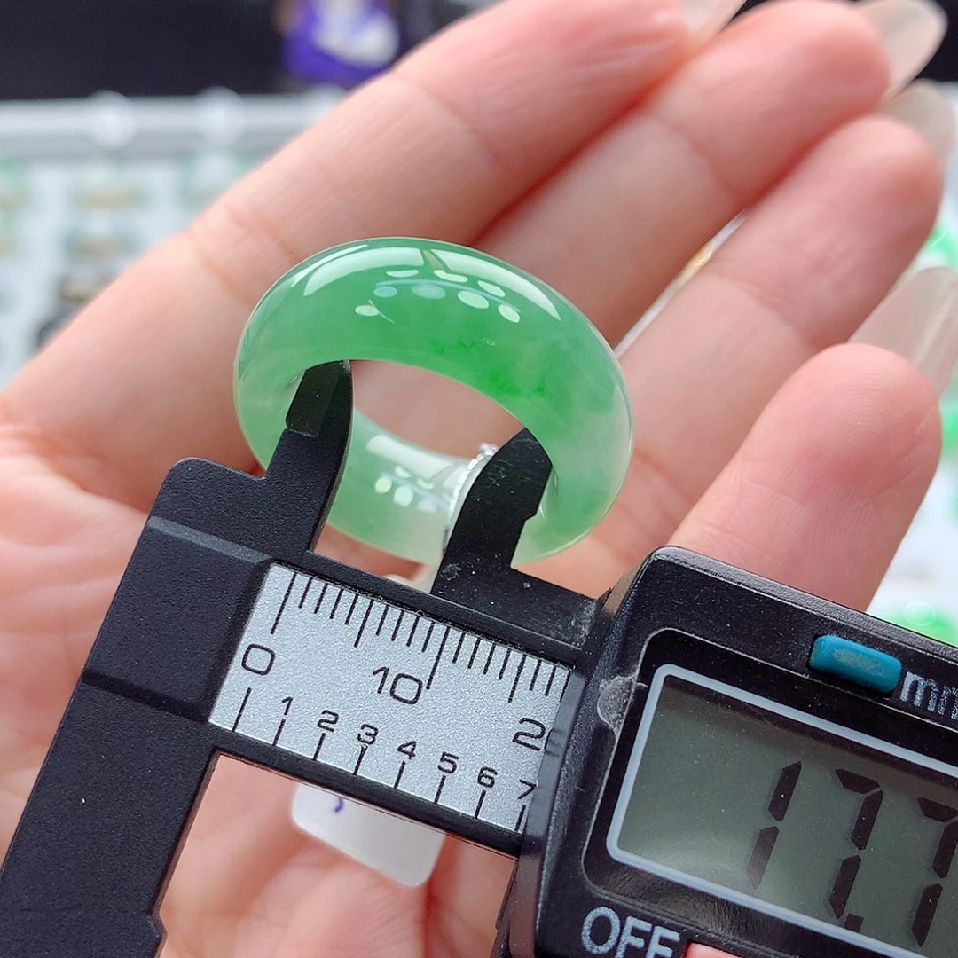 翡翠未镶嵌戒圈16-17号