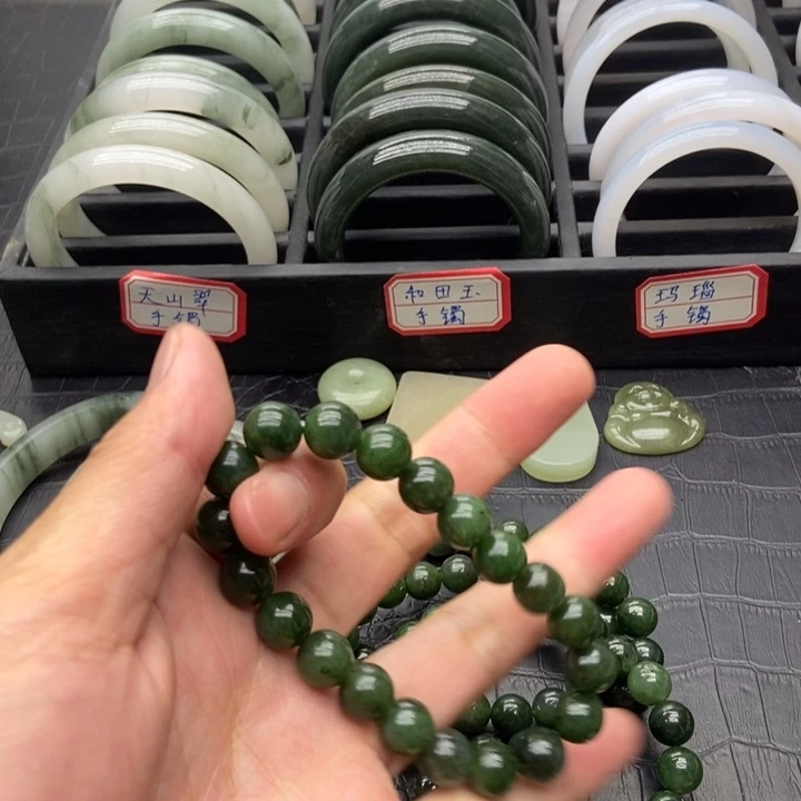 手链未镶嵌和田玉（糖玉）