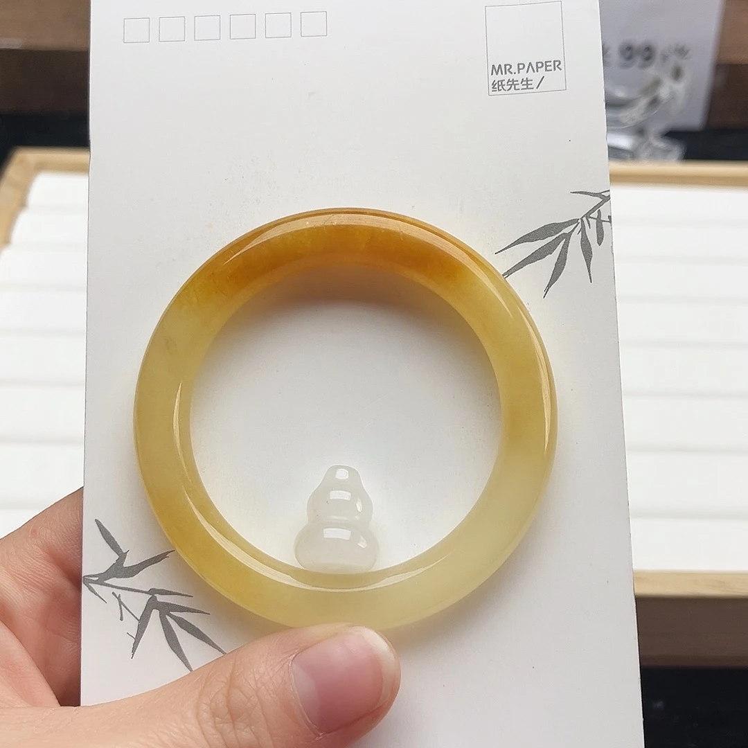 未镶嵌手镯石英质玉666