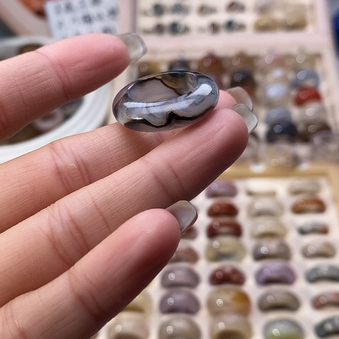 未镶嵌戒指玛瑙/玉髓A 20不退换港12+