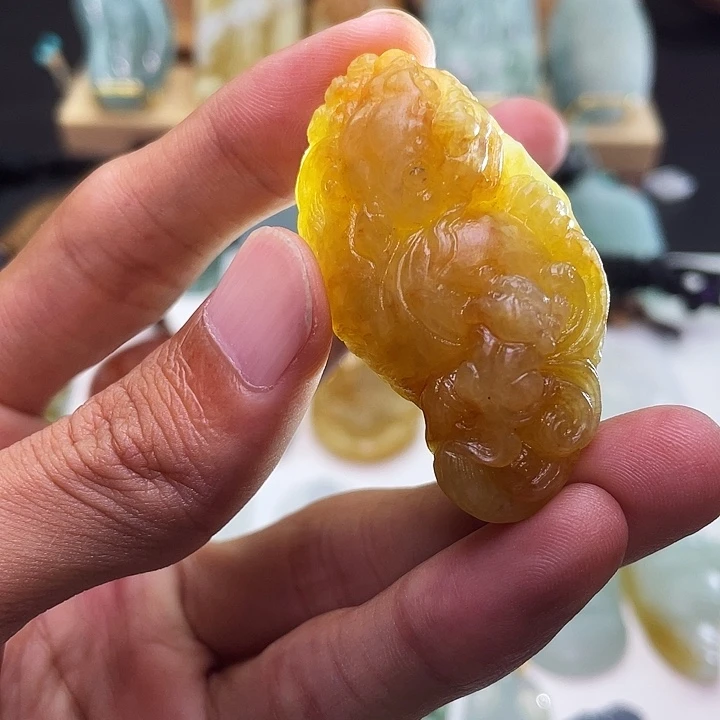 未镶嵌定制翡翠翡翠黄翡貔貅
