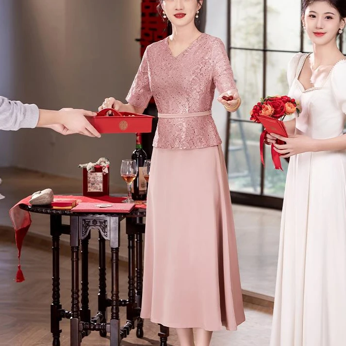 夏季妈妈婚宴礼服年轻10月份结婚喜婆婆装2025新款假两件裙子