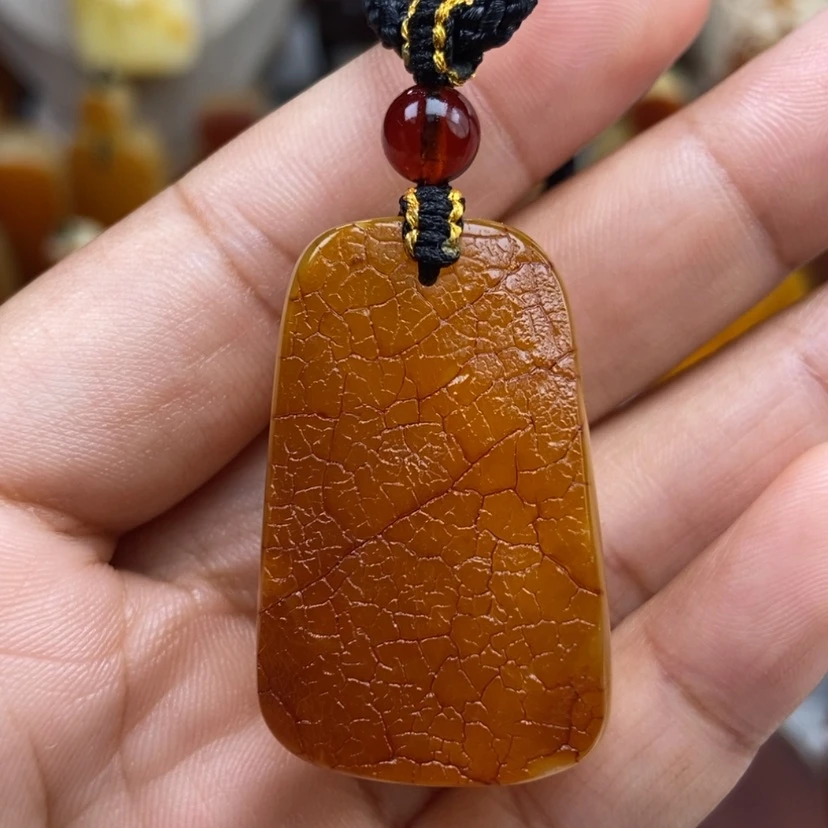 【闪购商品】琥珀颈饰未镶嵌