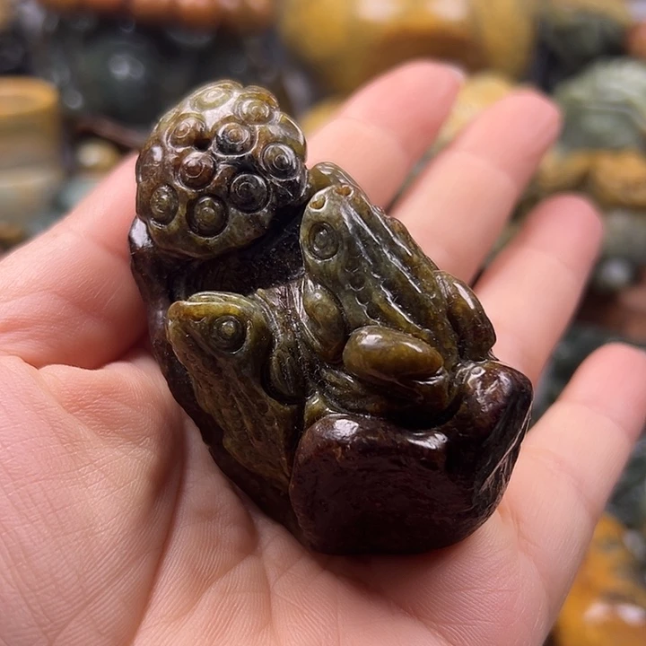 岫岩河磨玉（透闪石质玉）未镶嵌把件