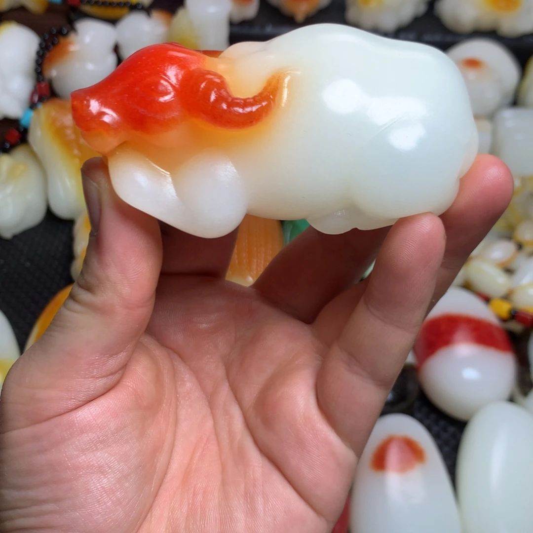 新疆戈壁石五彩石