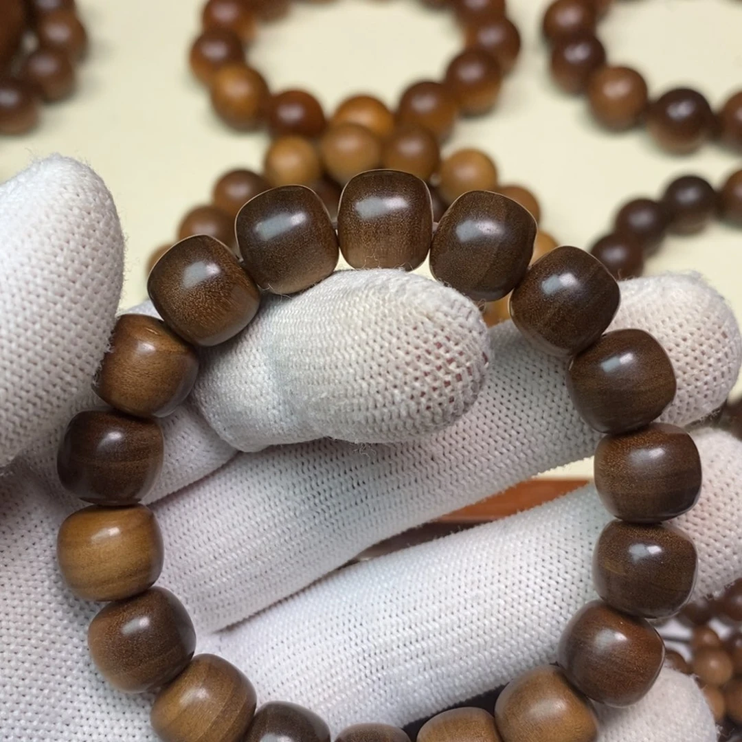 檀香木散**乐黑肉老山檀香1.1*1.2单圈手串