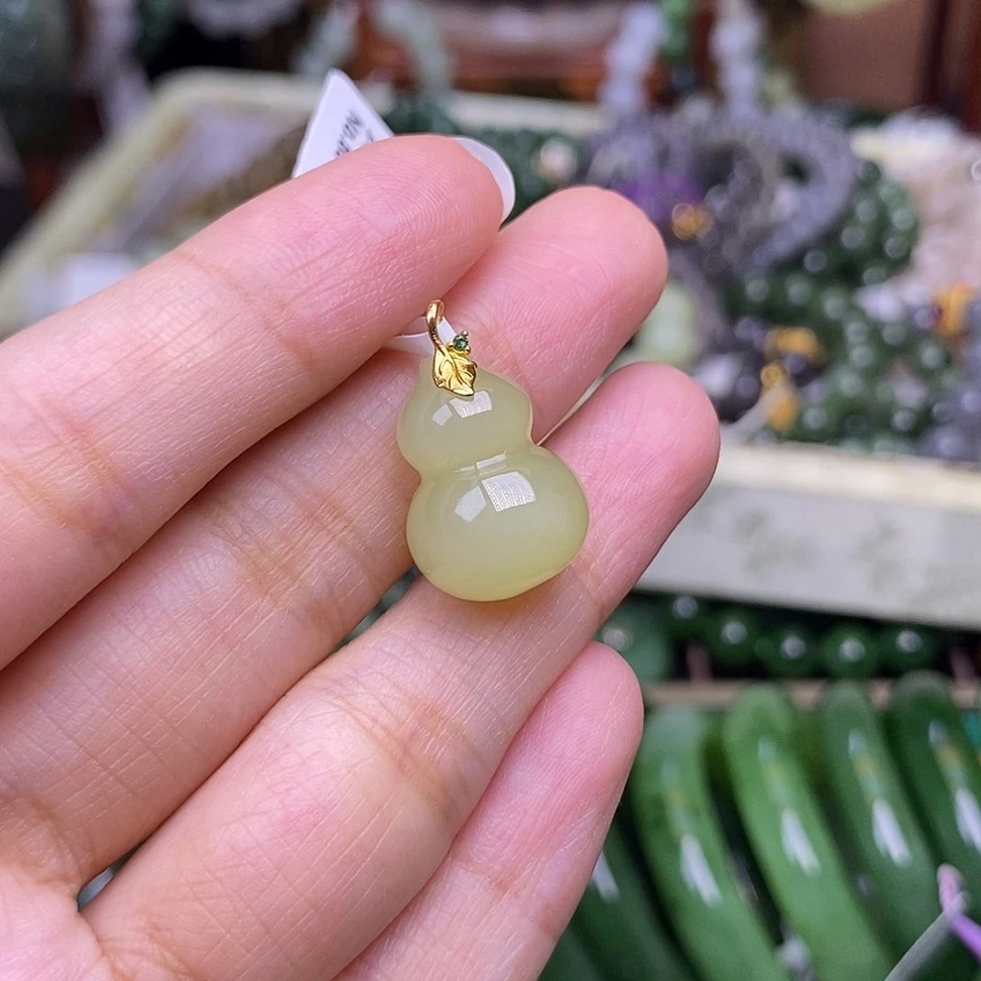 和田玉未镶嵌颈饰新品价黄口葫芦金镶