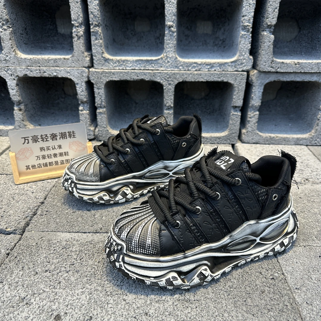 2025轻奢时尚百搭板鞋秋季潮流系列增高鞋鞋子做旧系带老爹鞋