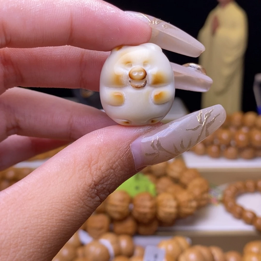 核桃其他金*?小猪小猪