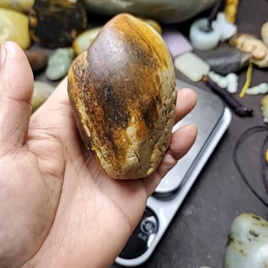 和田玉（糖玉）未镶嵌挂件