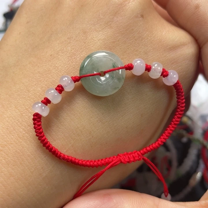 翡翠未镶嵌手绳799999999