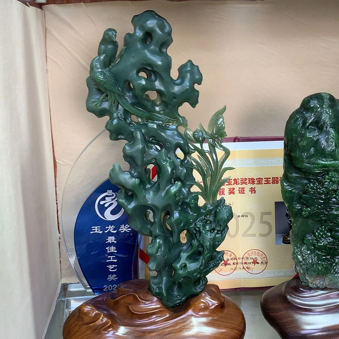 和田玉未镶嵌摆件