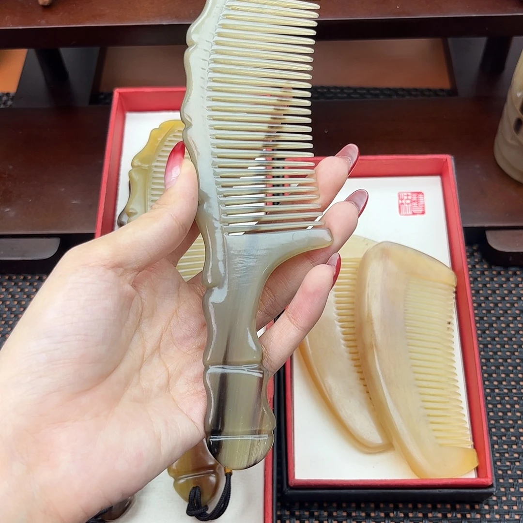 纯手工制作纯牛角梳子