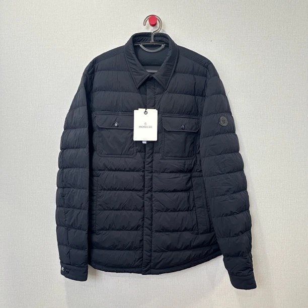未使用 MONCLER 黑标羽绒服 尺码：5 11659