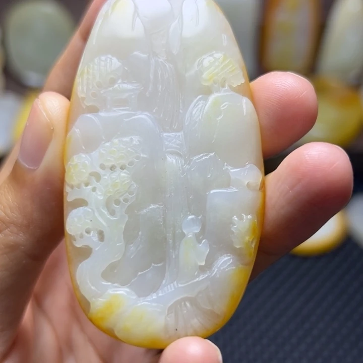 和田玉未镶嵌颈饰