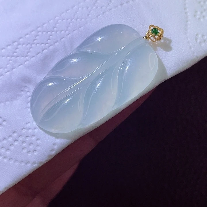 颈饰18K金镶嵌翡翠翡翠