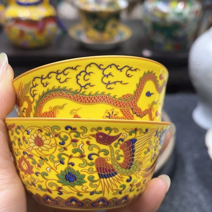 星***剧瓷器摆件工艺品有