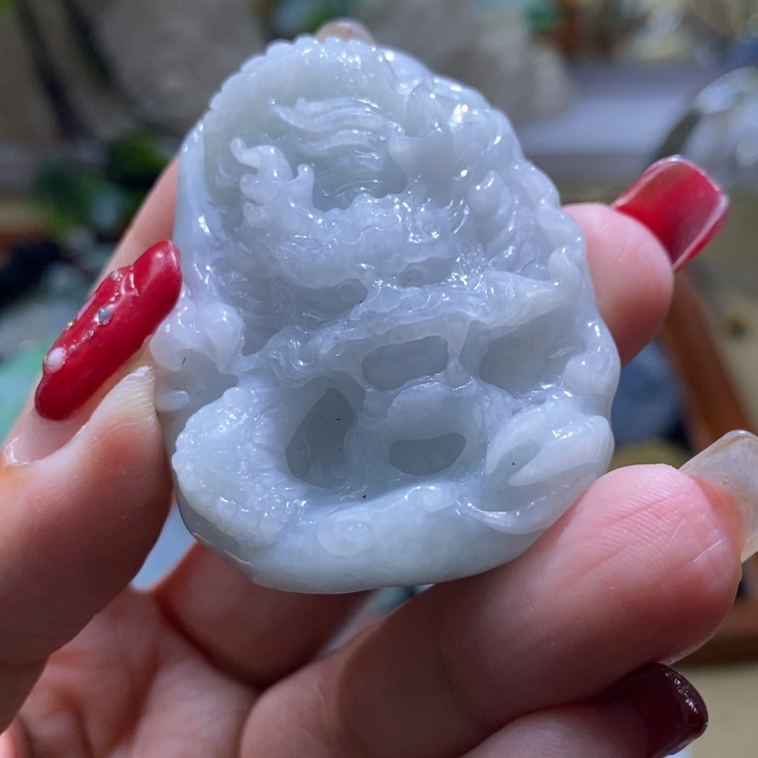 【闪购商品】翡翠颈饰未镶嵌龙牌