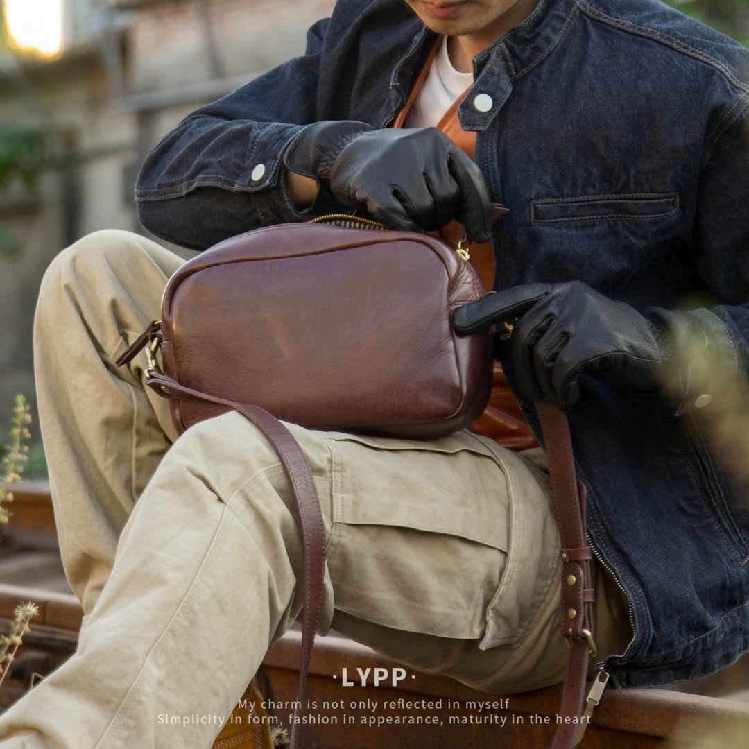 老友皮皮复古真皮斜挎包中性大面包时尚男士休闲斜挎包男款