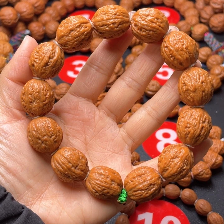 文玩核桃吊坠密纹小枣