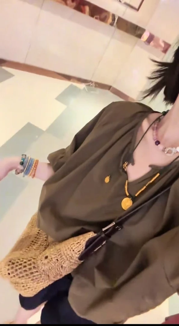 李豆儿 小众定制 开播福利上衣