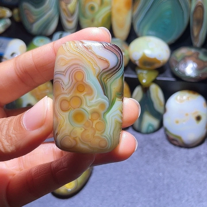 玛瑙/玉髓珠宝奇石未镶嵌