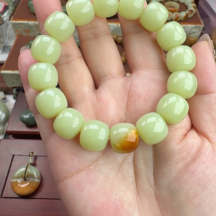 超***1岫岩河磨玉（透闪石质玉）未镶嵌手链