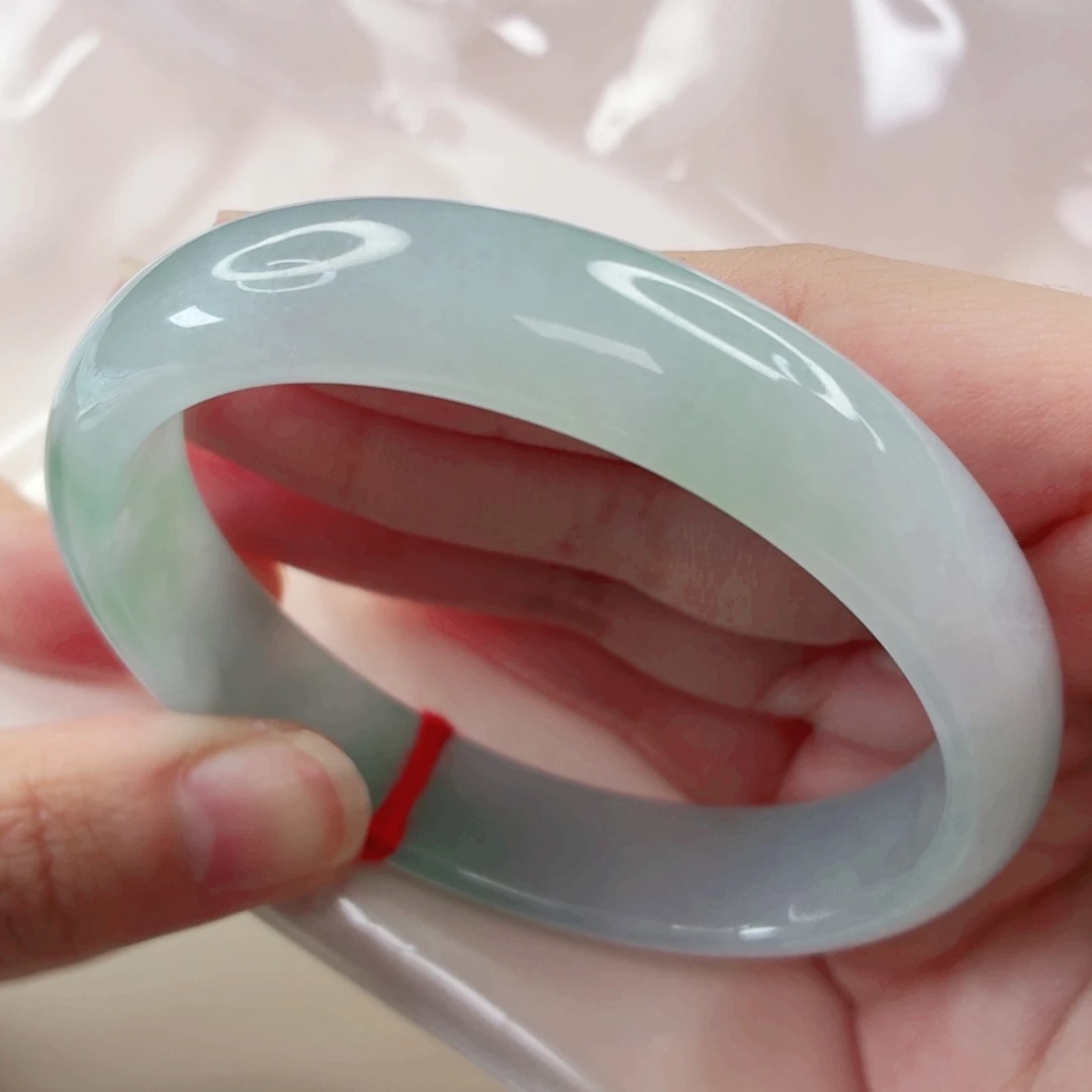 翡翠未镶嵌手镯贵妃58.3