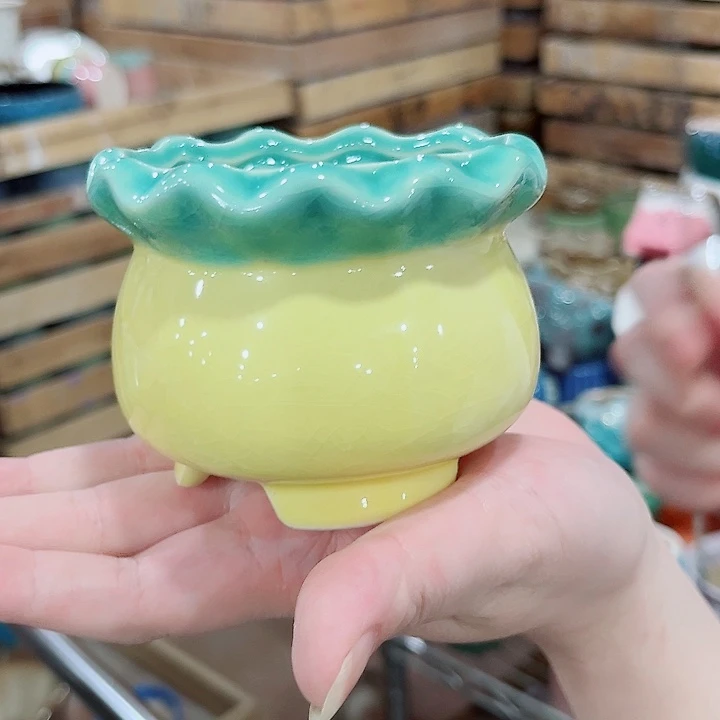 有孔.凑单10元陶瓷花盆发货！