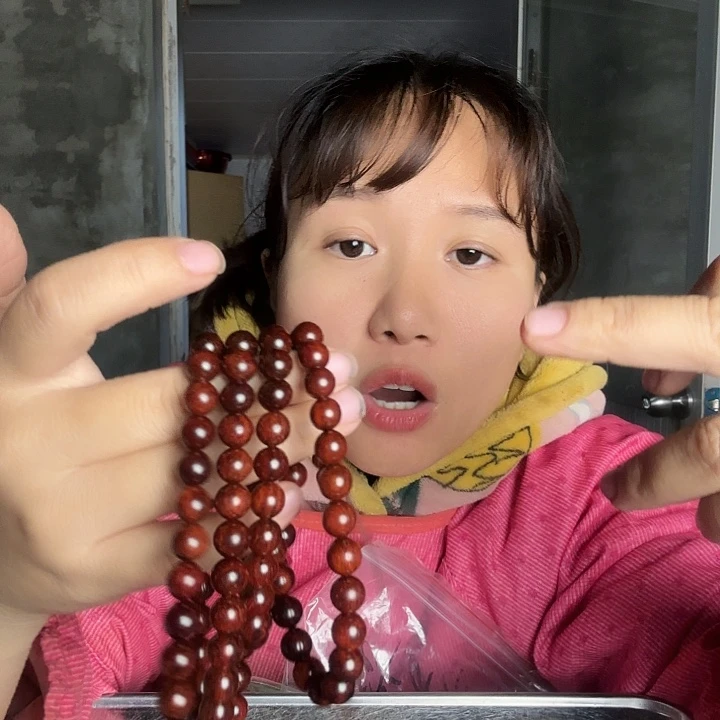 Y***猪印度小叶紫檀0.8哈哈哈哈哈哈哈