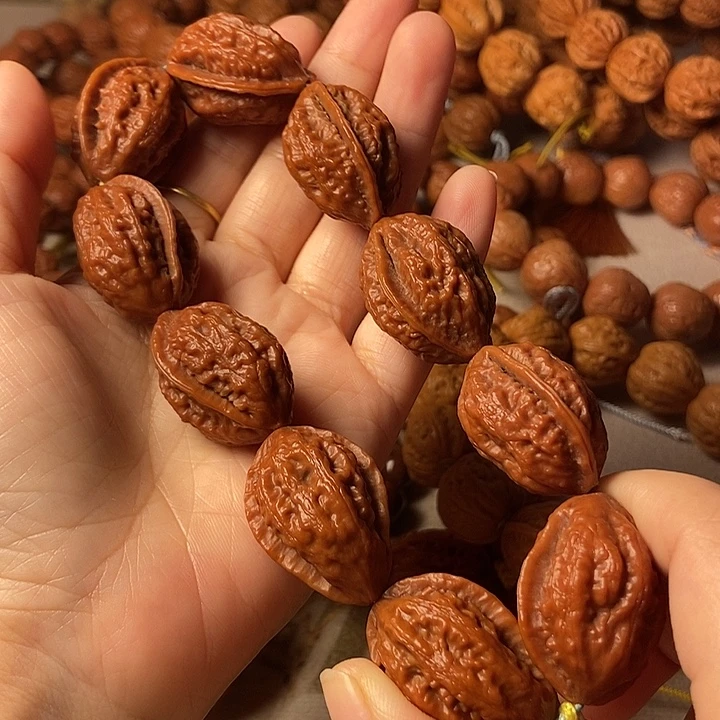 手串文玩核桃绣花鞋