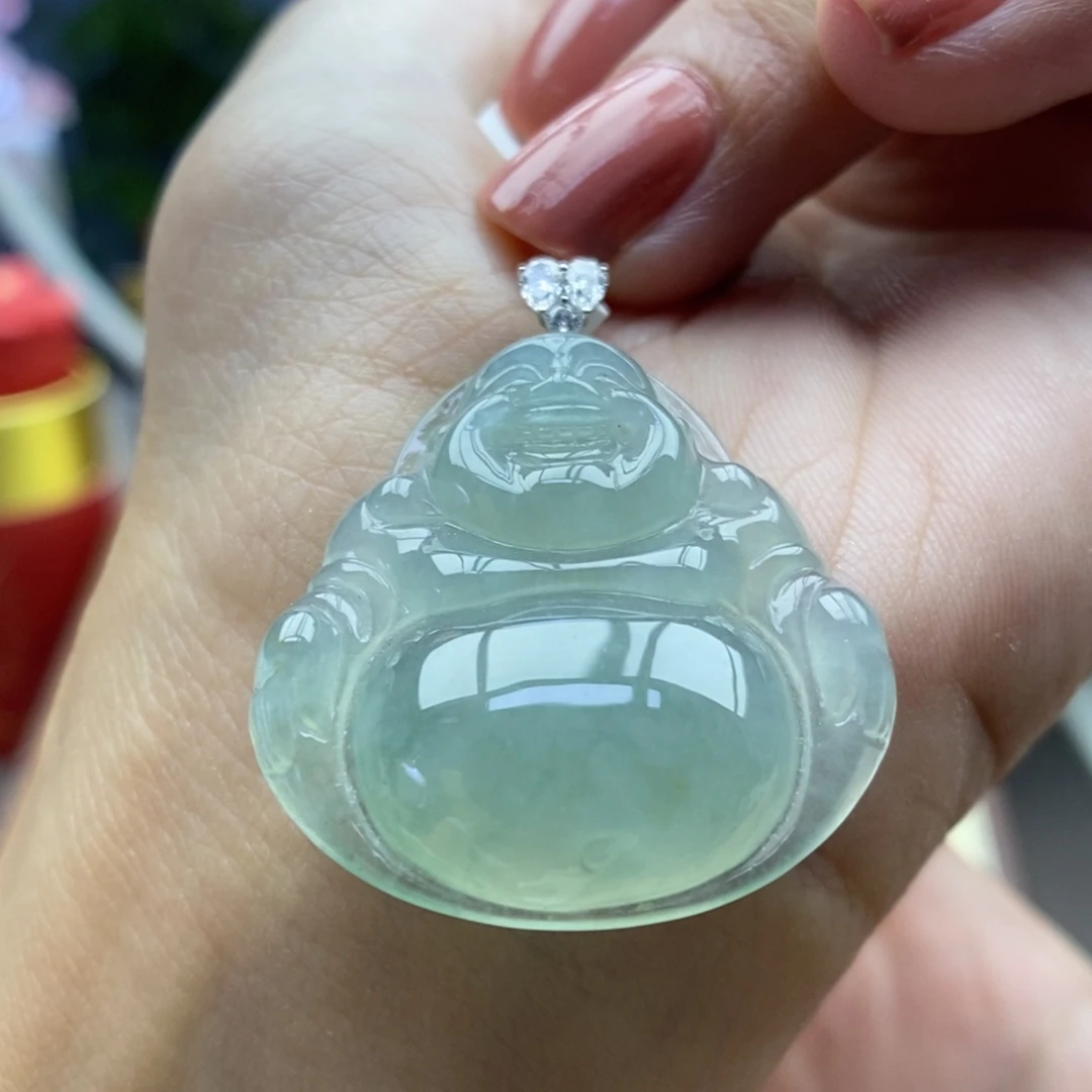 翡翠18K金镶嵌颈饰吊坠30