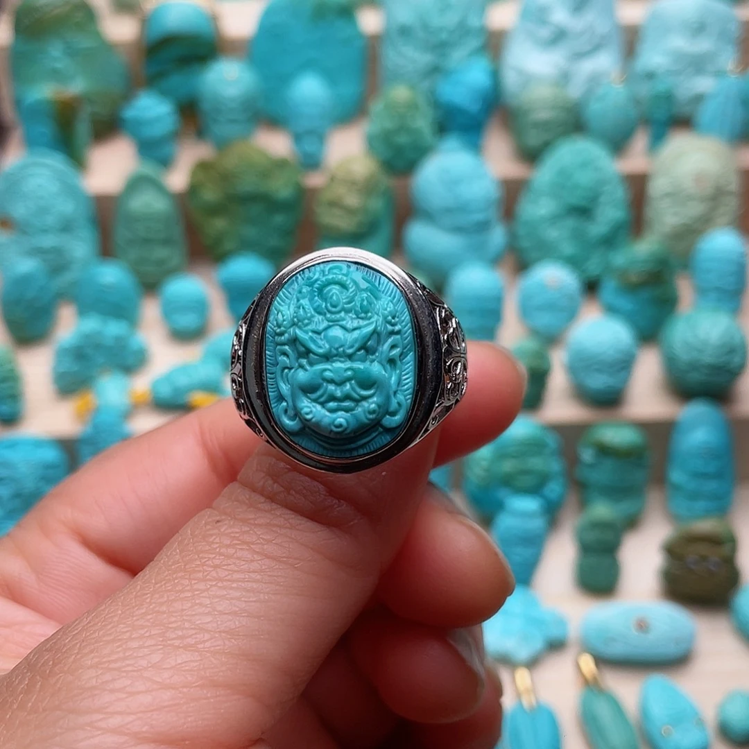 绿松石颈饰未镶嵌