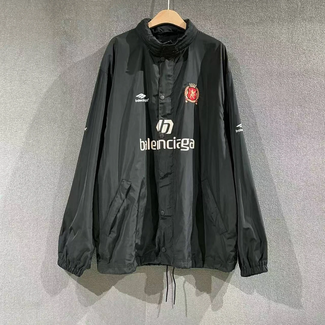 未使用 Balenciaga/巴黎世家 （pm）曼联足球冲锋衣 带吊s码/9375