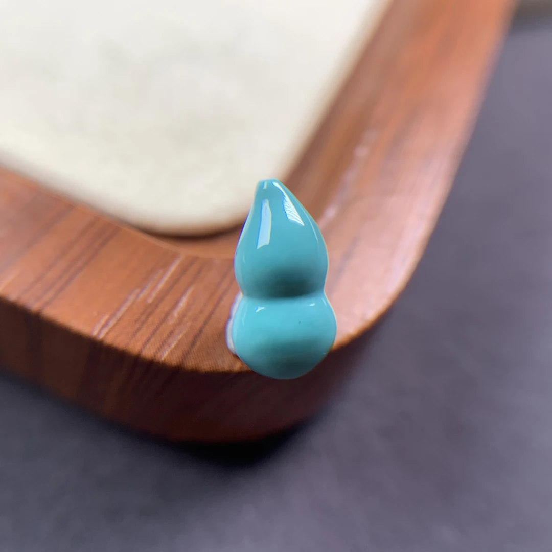 湖北十堰原矿绿松石小葫芦配珠