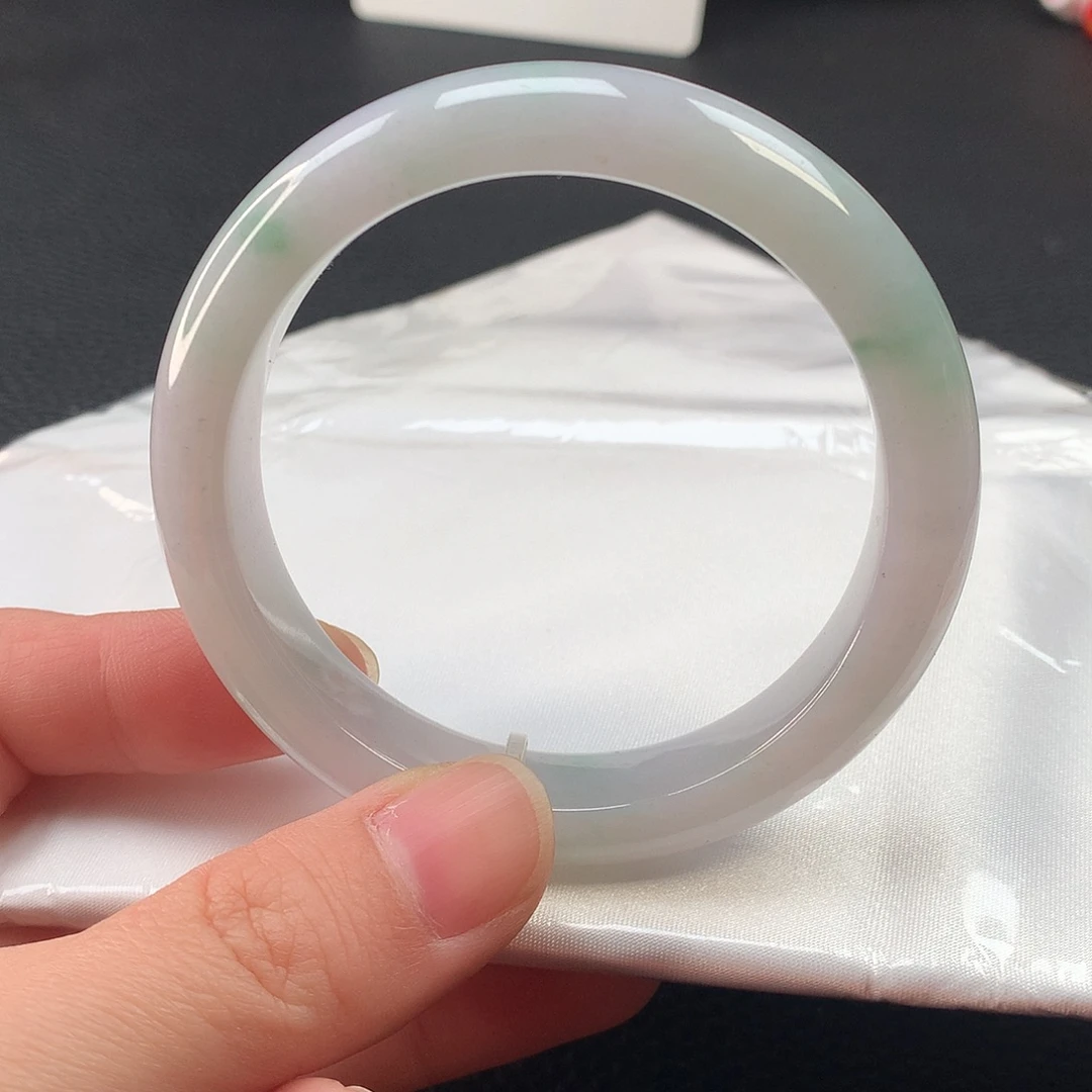 翡翠未镶嵌手镯翡翠