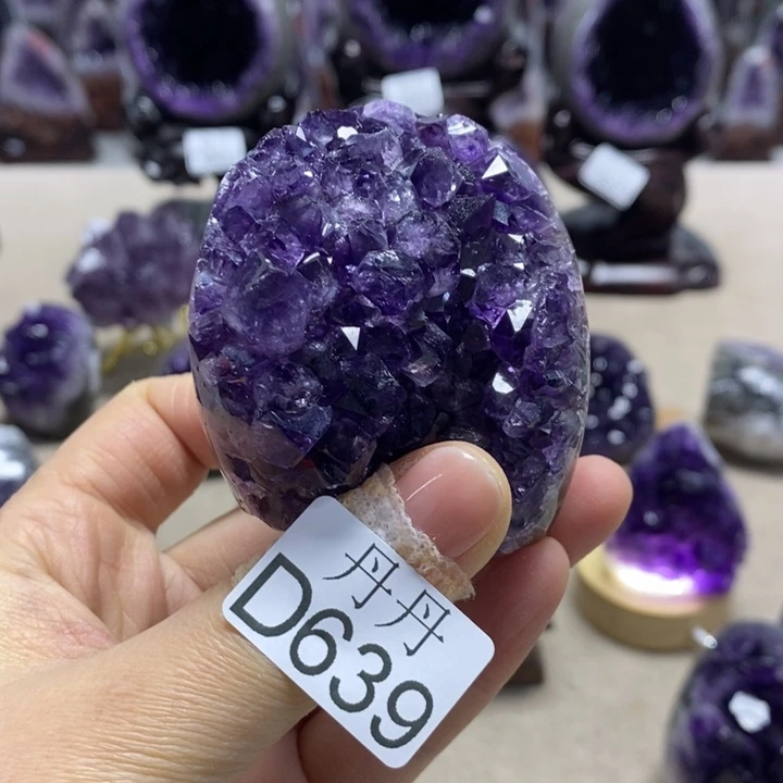 水晶大型摆件（非配饰）未镶嵌