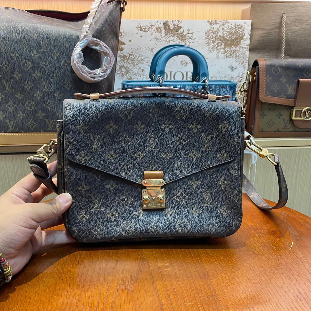95新 LouisVuitton/路易威登 小野专属/95新/单肩包/DC8956