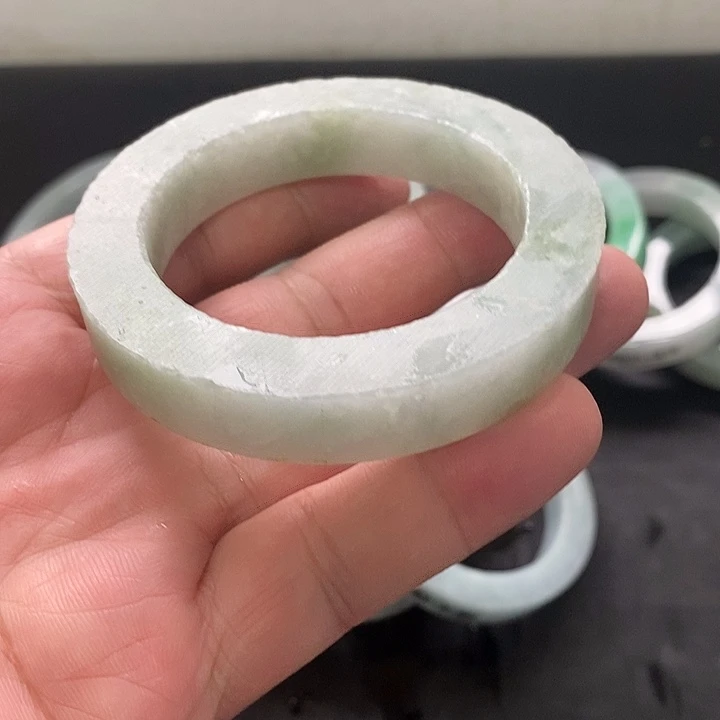 布***糕未镶嵌正定制翡翠60