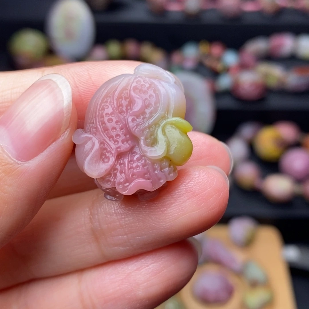玛瑙/玉髓配饰未镶嵌《财气满满.白菜》