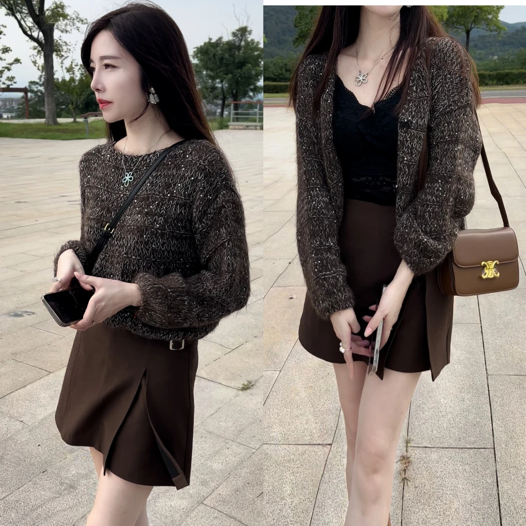 秋冬新款时尚百搭短款减龄时尚宽松韩版柔软保暖圆领/毛衣开衫