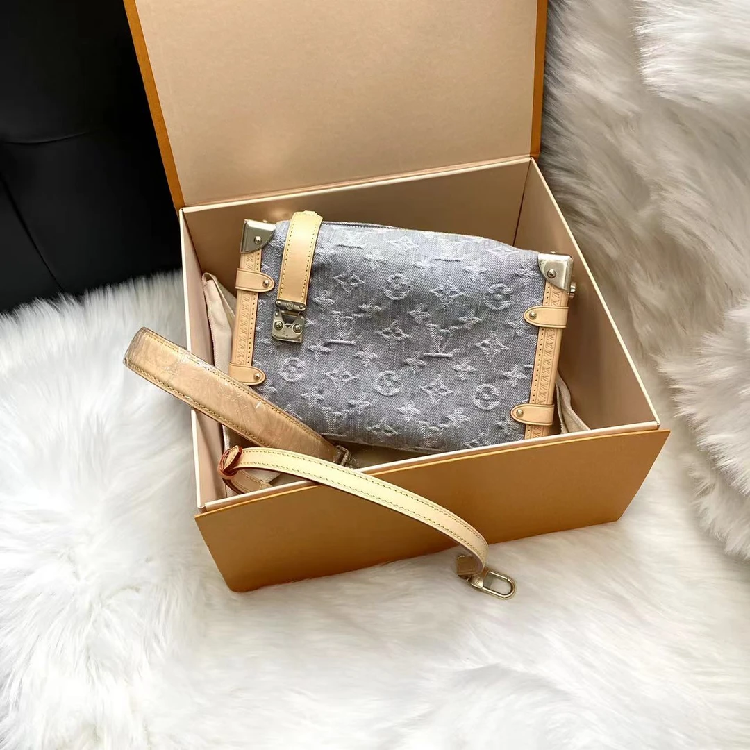 未使用 LouisVuitton/路易威登 LV 灰色丹宁sidetrunk 单肩斜挎包