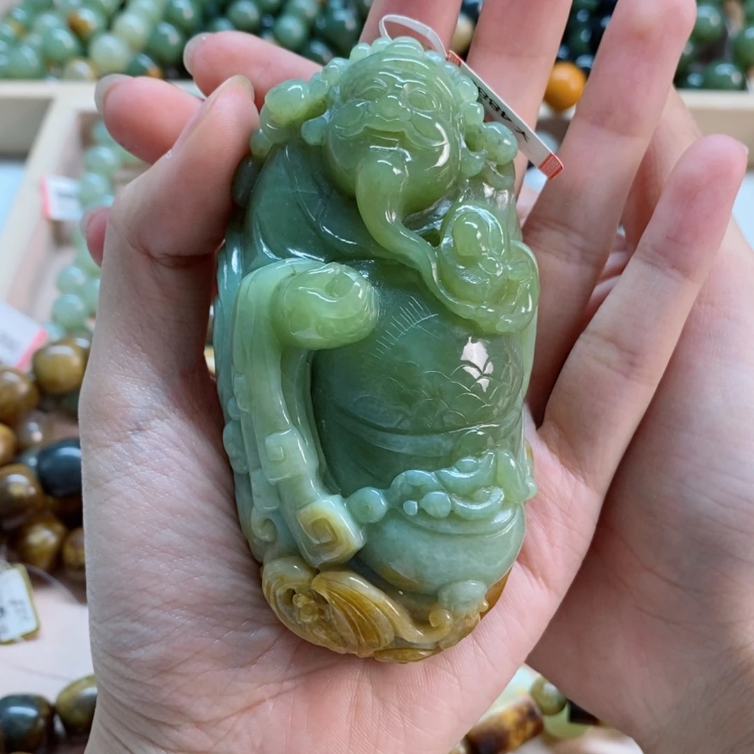 透闪石质玉手把未镶嵌