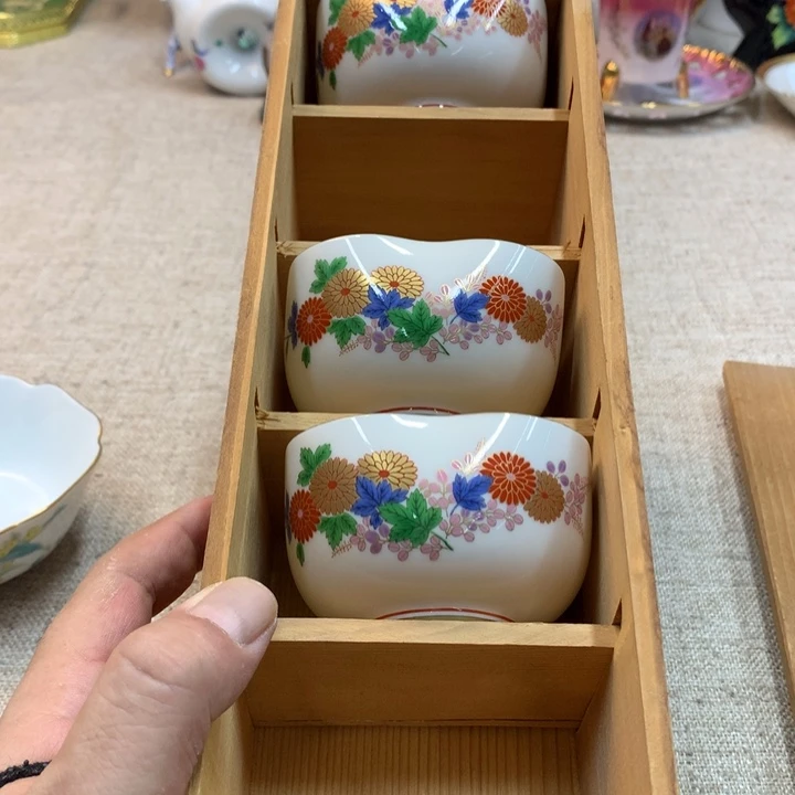 ****朝金瓷阁家的美丽瓷器