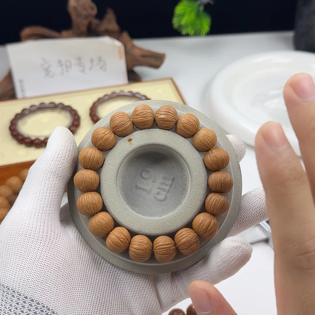 吊坠猴头核桃全品土豪